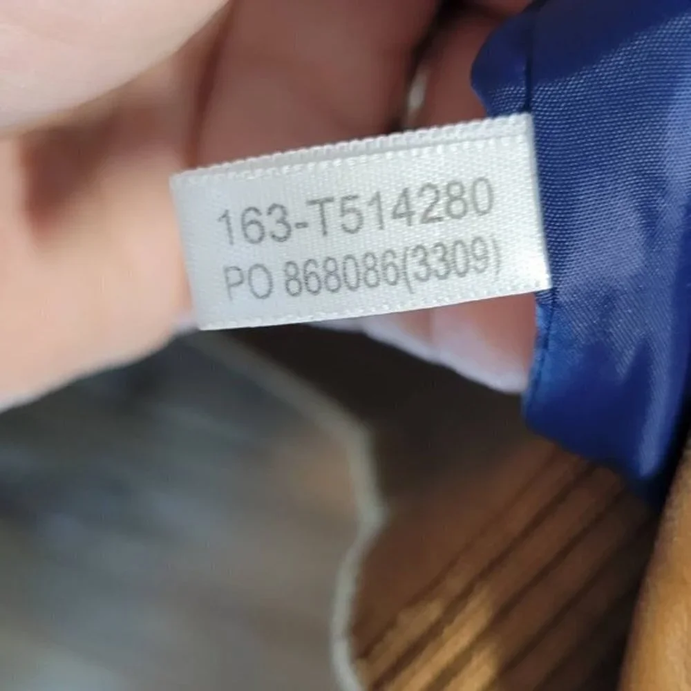 Tommy Bahama 100% genuine